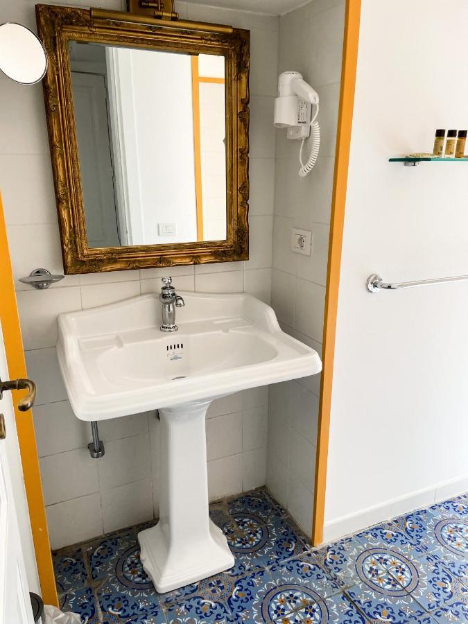B&B Faraglione Lipari  Exterior photo